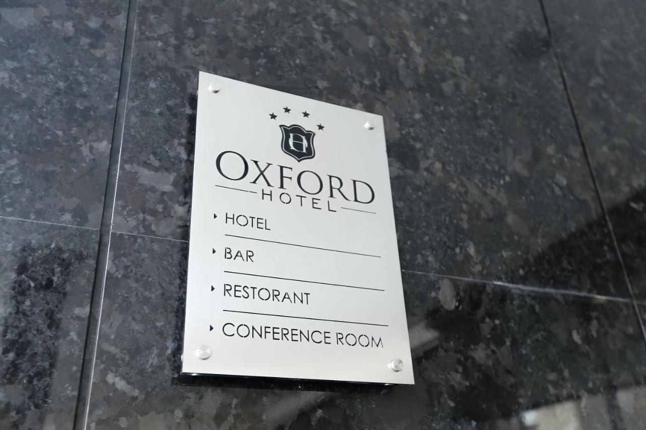 Oxford Hotel Tirana Exterior photo